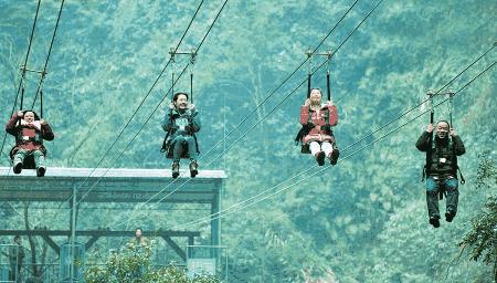 鲁山水上乐园闯关比赛,山叶口玩水