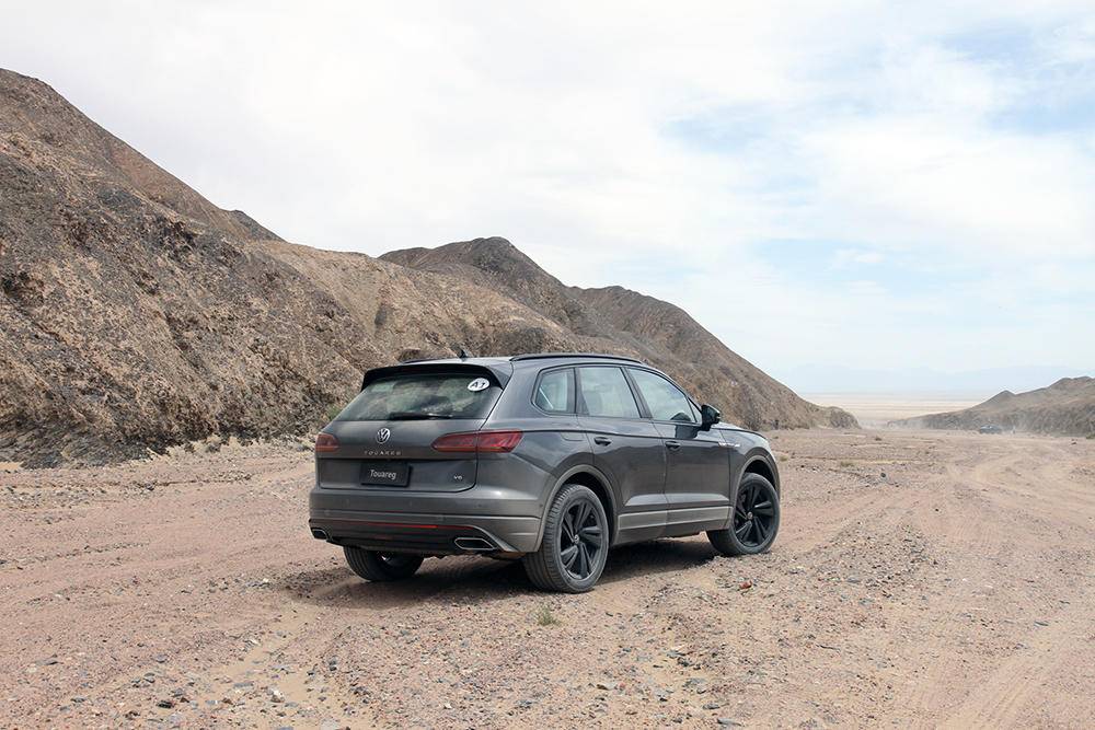 闯大漠骋戈壁，大众途锐不只低调更是实力派