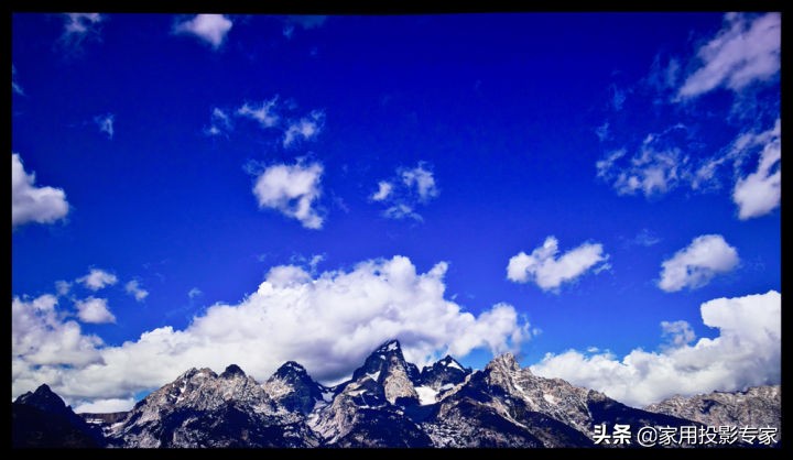 不施粉黛亦倾城面若桃花深似海,不施粉黛亦倾城