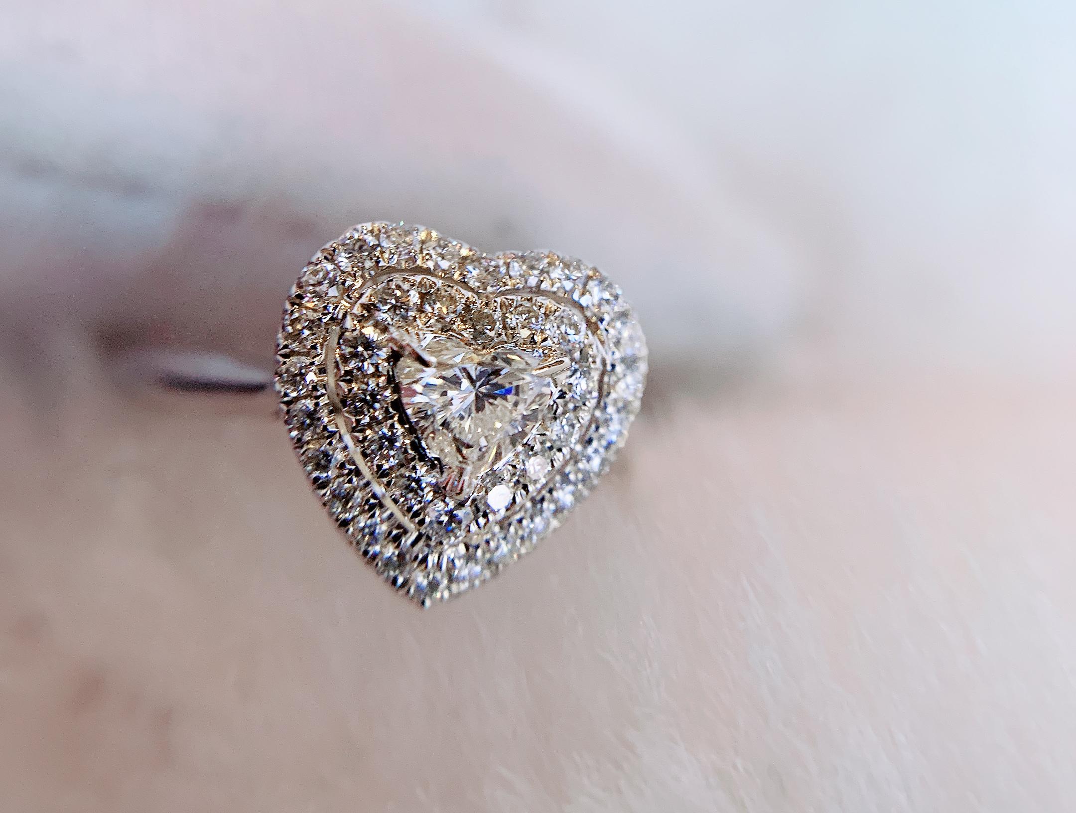 钻石会不会买到假的,有瑕疵的钻石是不是很便宜