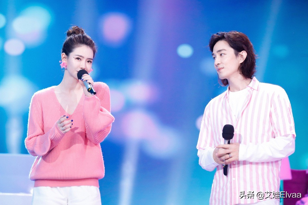 戚薇素颜被吐槽,戚薇韩范十足现身机场