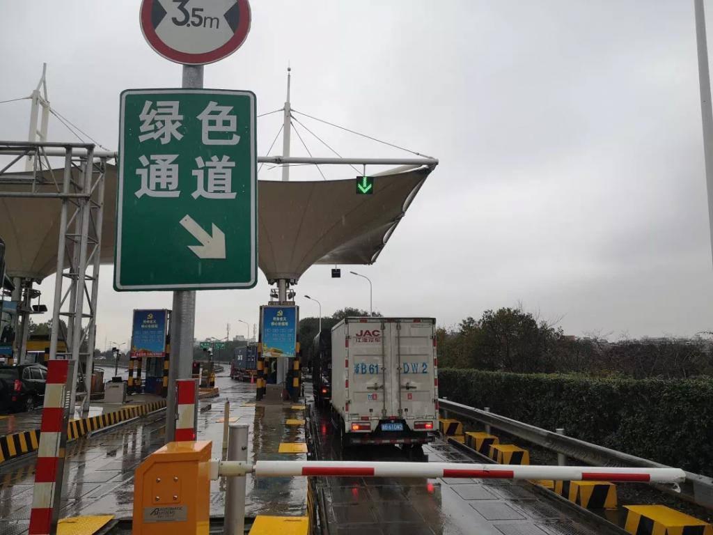 重型货车国六通告,重汽国六车新车限速90