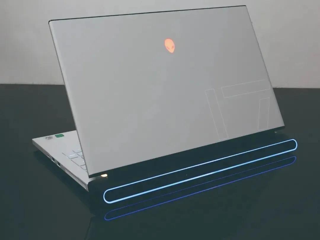 alienwarem17散热体验,alienwarem17d测评