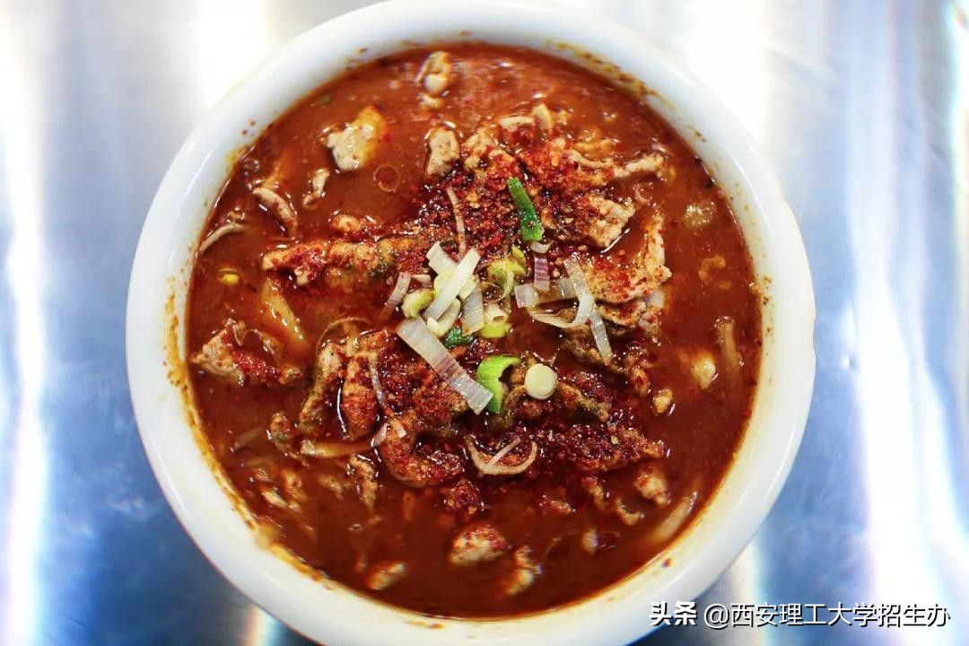 大学食堂难吃?这组图片将颠覆你的认知!