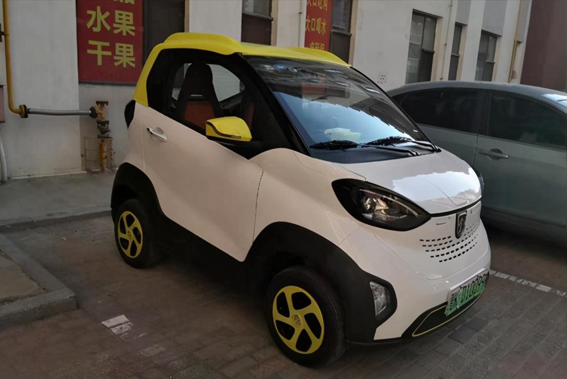 行车记录仪后镜头隐藏式安装视频,diy记录仪加装外接摄像头