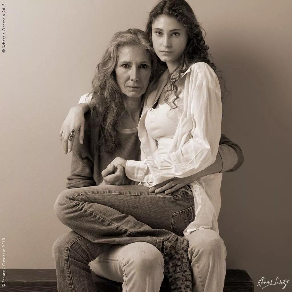 模特们啊~~妈妈的基因太强大，据说“女儿会偷走麻麻的美丽？