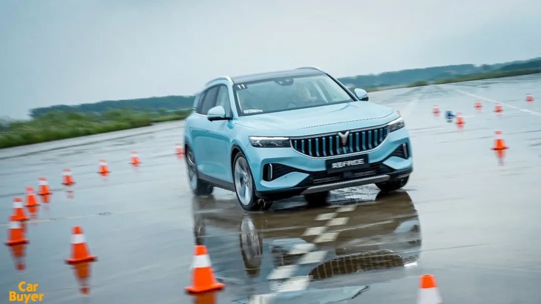 试驾岚图free2024,试驾岚图free要先交2000块