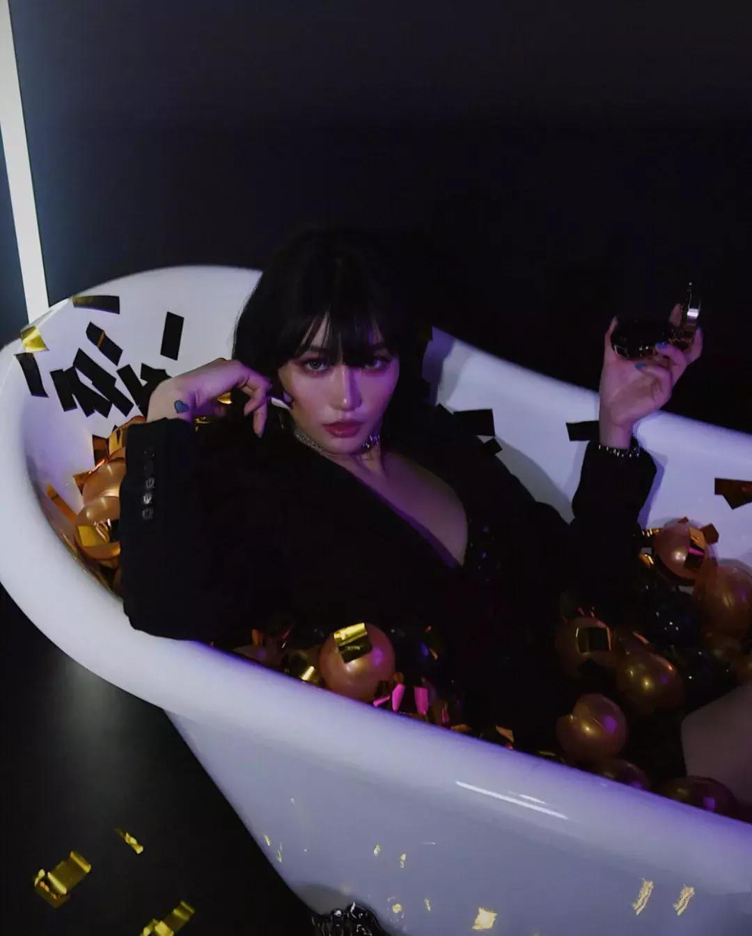 ysl在香港开了家美妆快闪酒店,ysl在上海哪里