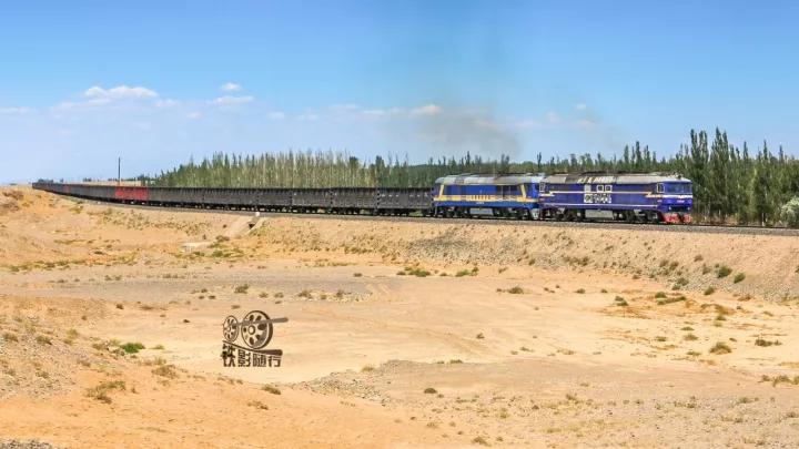 铁影|大漠铁魂——嘉策铁路运转记