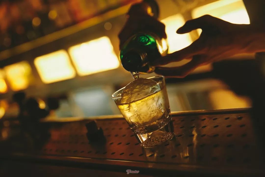 海口小众酒吧指南|放下手机,跟我喝酒去