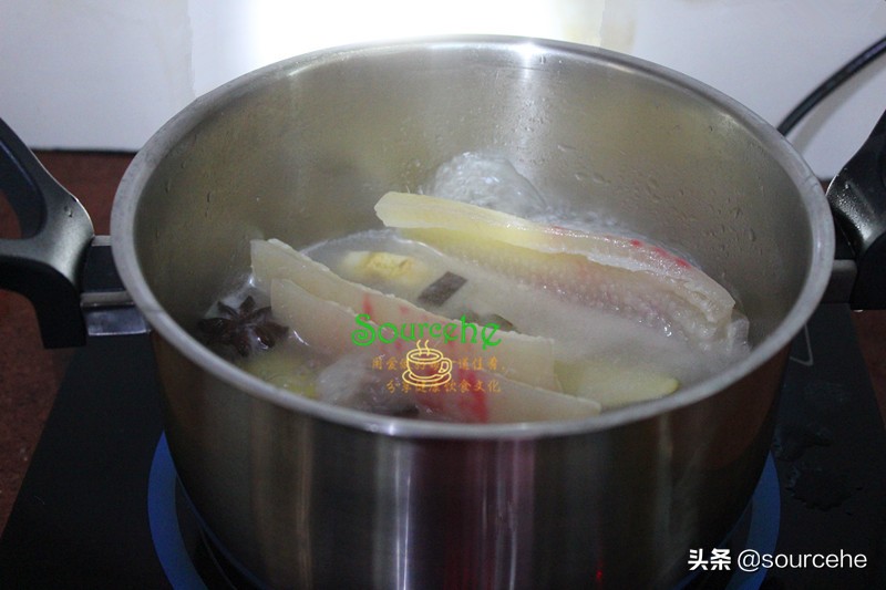 胶原猪皮冻做法,北漂外婆猪皮冻的做法