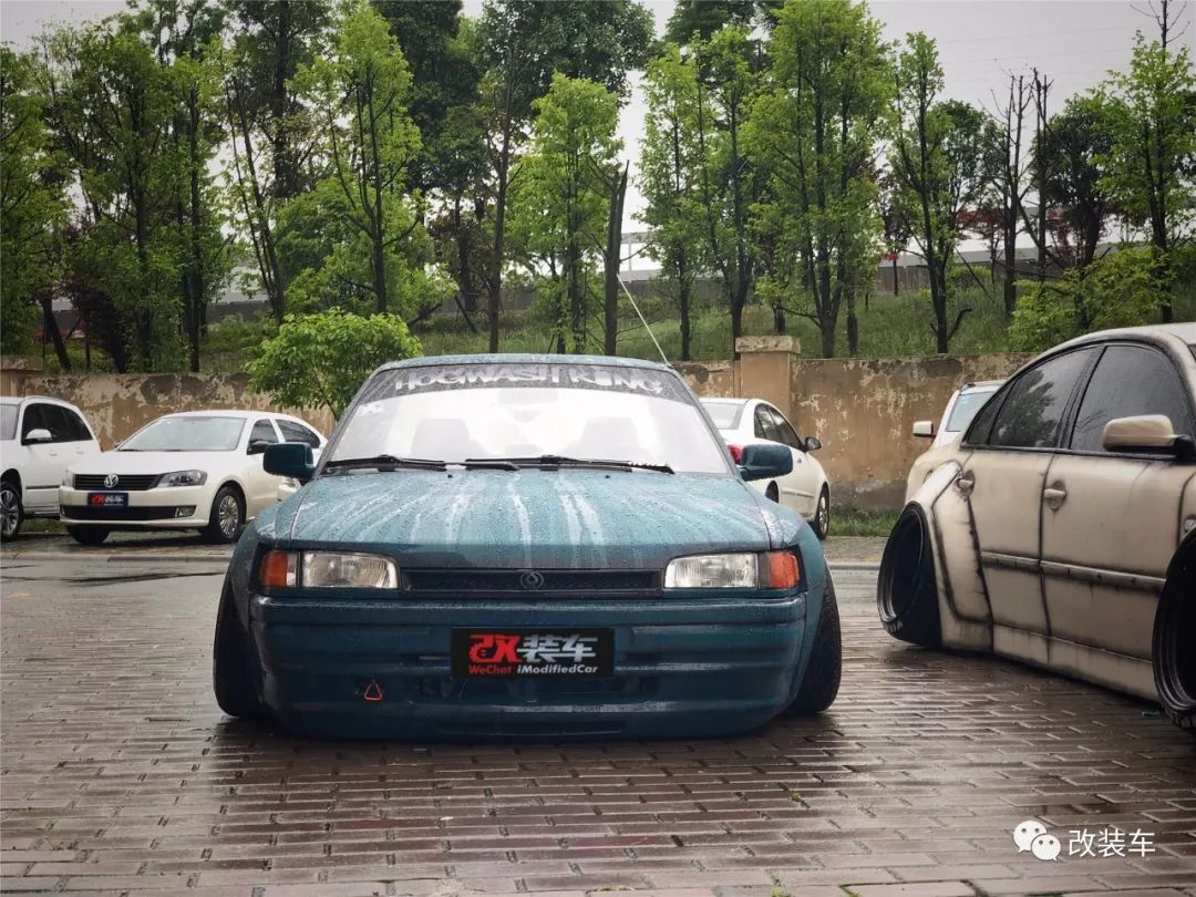 六代马自达323,第六代马自达323