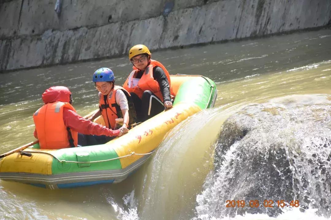 飞拉达攀岩溜索丛林溯溪地心探洞,清远飞拉达丛林探险