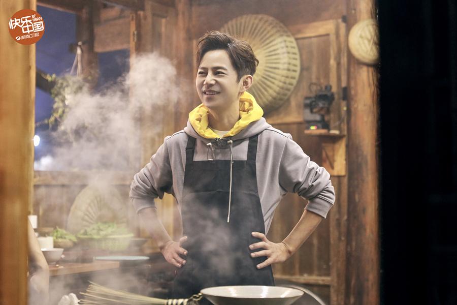 蔡徐坤王俊凯谁更有实力,蔡徐坤王俊凯年龄差