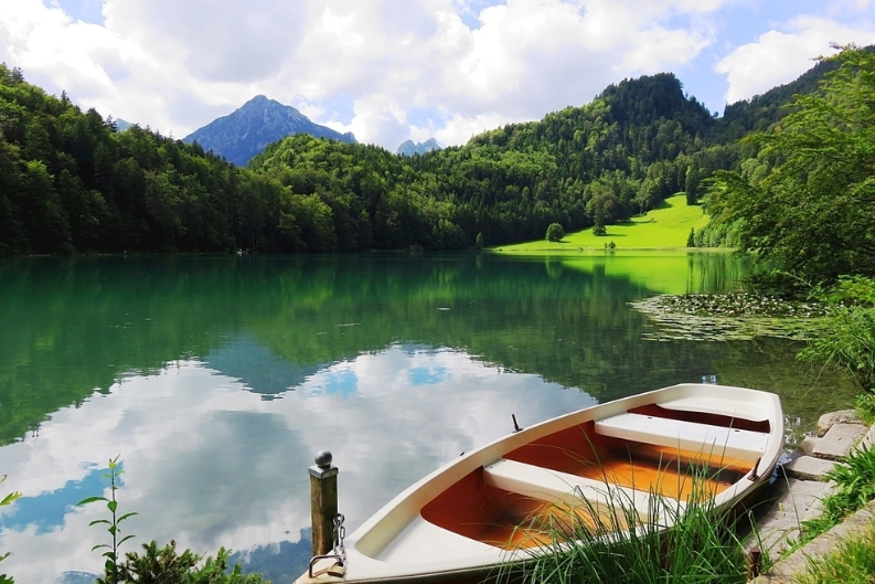 云南低价游导游威胁游客违法吗,低价旅行团旅游陷阱云南