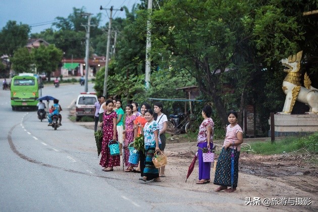 仰光充满现代感和历史感的城市,缅甸仰光佛塔之国
