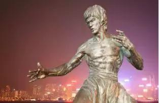 如果他不死,世界会怎样?献给李小龙的文章