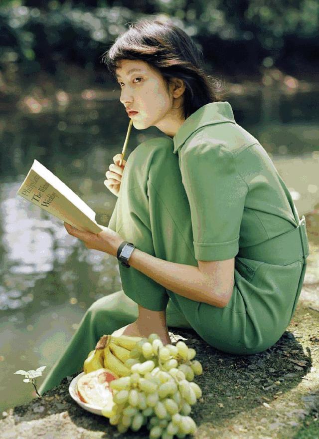 值得拍摄的7种写真风格,拍复古写真姿势大全