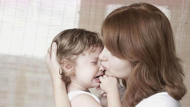 2岁孩子无理取闹怎么管教,2岁的孩子无理取闹视频