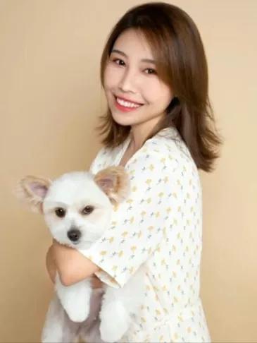 90后女孩辞职卖奶茶走红,90后卖奶茶7年