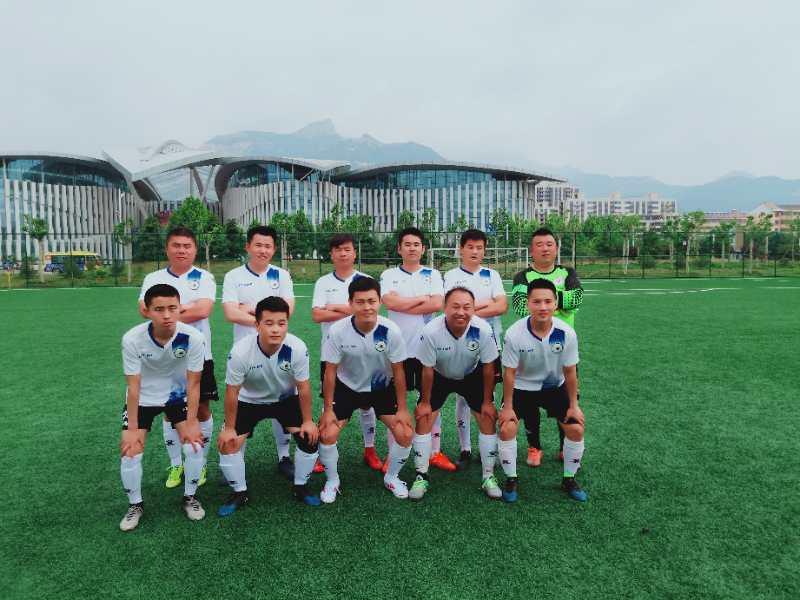 *安泰**甲级联赛太平鸟4连胜领跑积分榜，公交公司6比2大胜