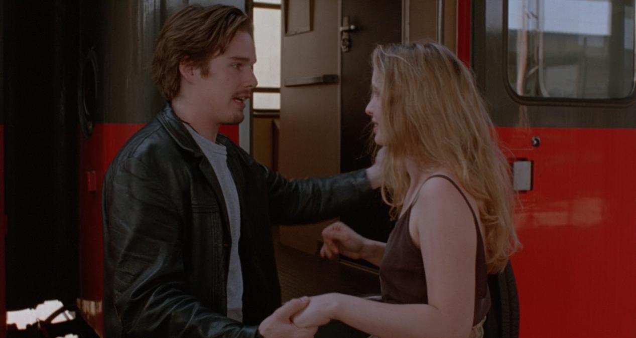 如果你的爱情总被节日折磨，那么请看看“爱在三部曲”吧