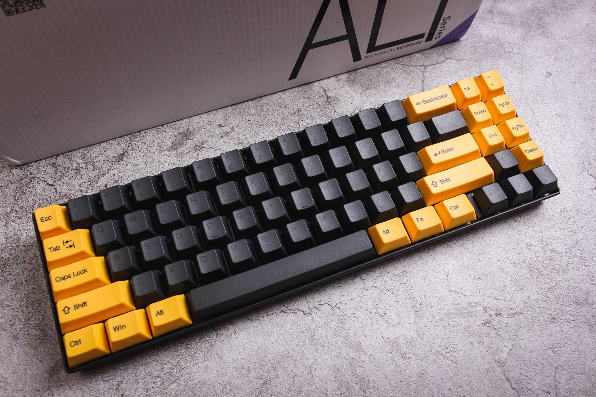 高斯机械rgb键盘测评,高斯alt71双模迷你机械键盘