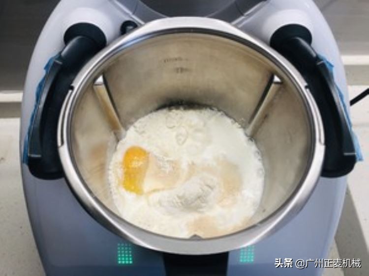 火腿肠面包完整,火腿肠面包