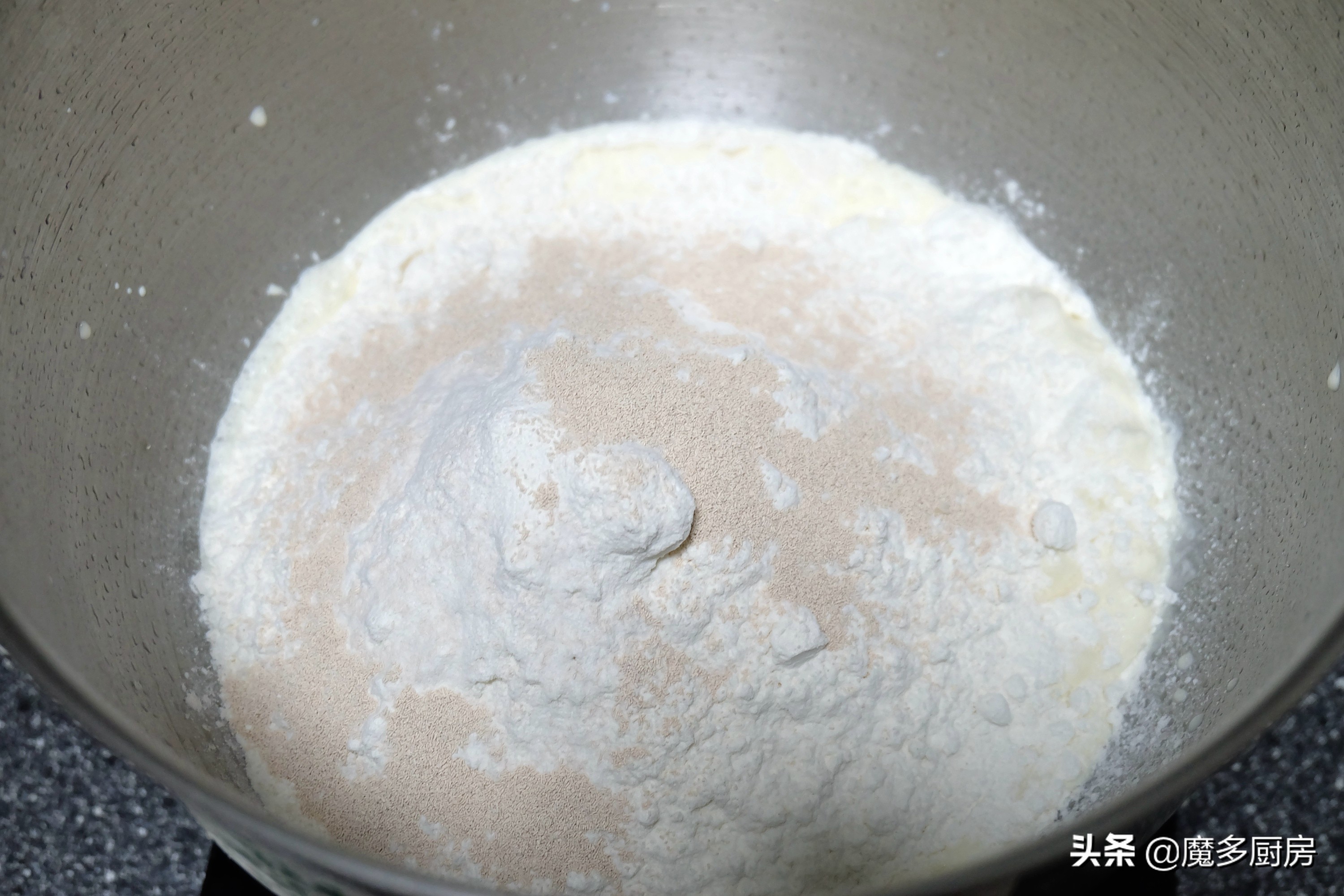 全职妈妈学做烘焙怎样,在家学做面包不易