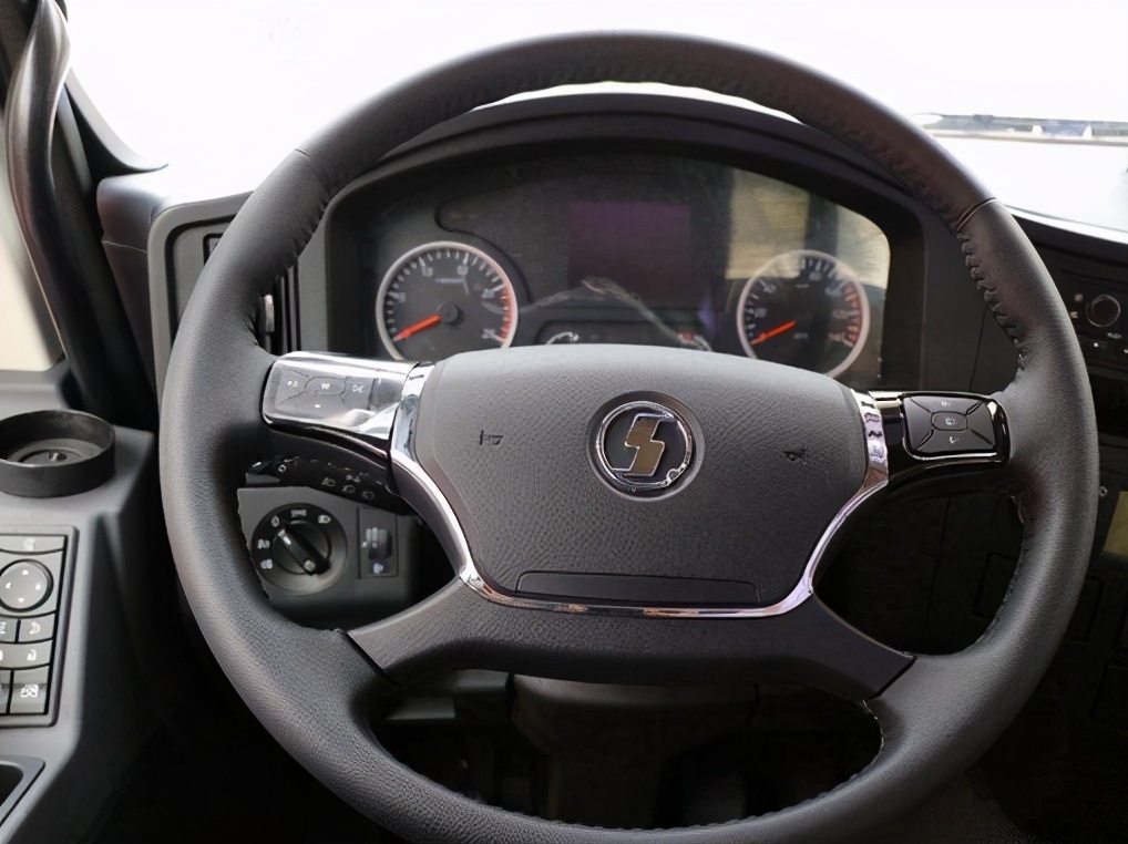 拉快递哪款车最省油,拉快递最好的车型