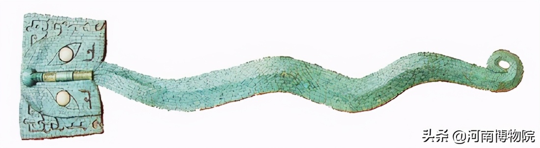 绿松石兽面吊坠镶金,清代精工錾刻狮子纹镂空铜佩