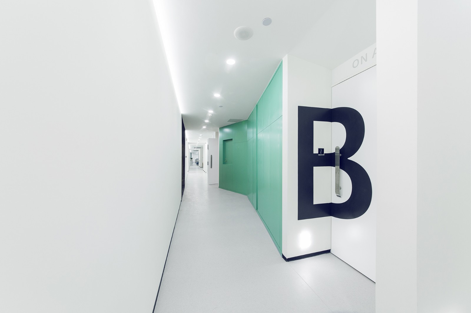 打造电商孵化基地,打造新型电商产业平台基地