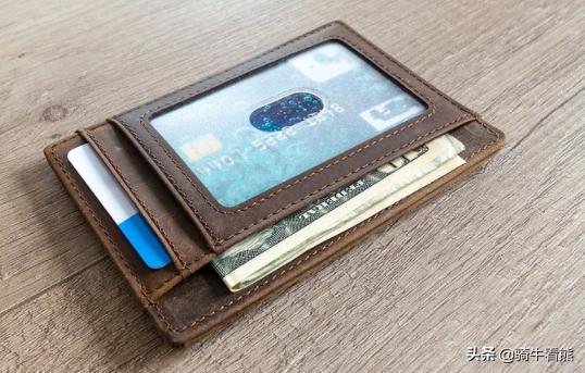 被列入信用卡黑名单怎么办,信用卡被列入黑名单会怎样