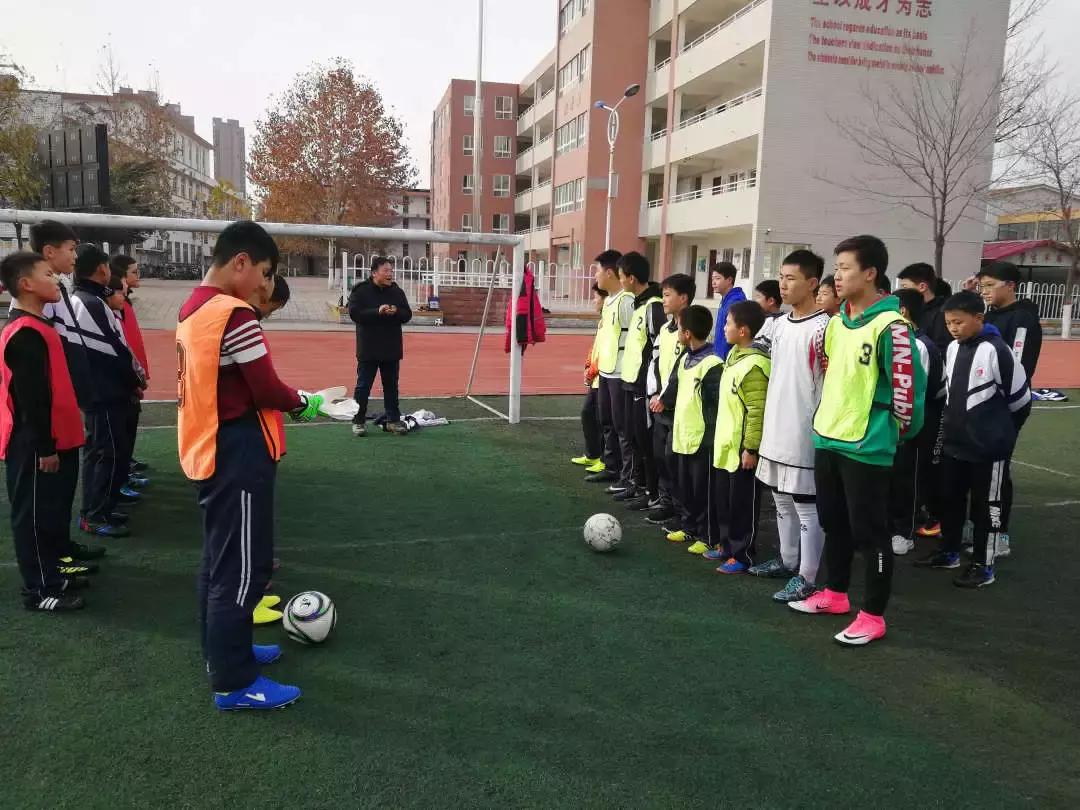 开封十四中篮球比赛视频,开封二十五中足球赛