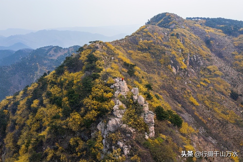 济南徒步爬山推荐免费,济南龙洞徒步登山带你看风景