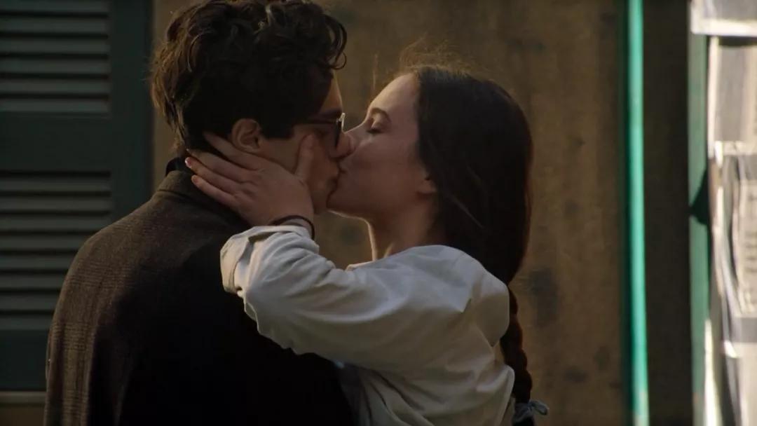 那不勒斯四部曲买哪本,那不勒斯四部曲原版书本