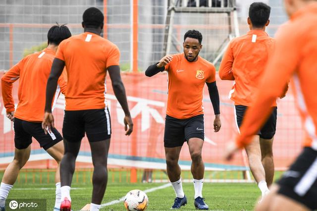 武汉卓尔的铁血防守,武汉卓尔成都