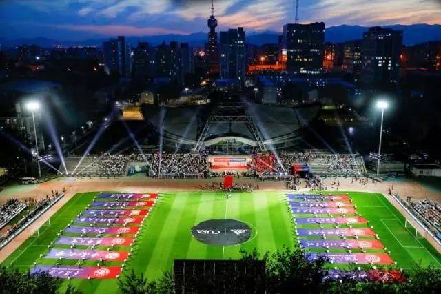 央媒评价日本高中足球联赛,羡慕日本高中足球