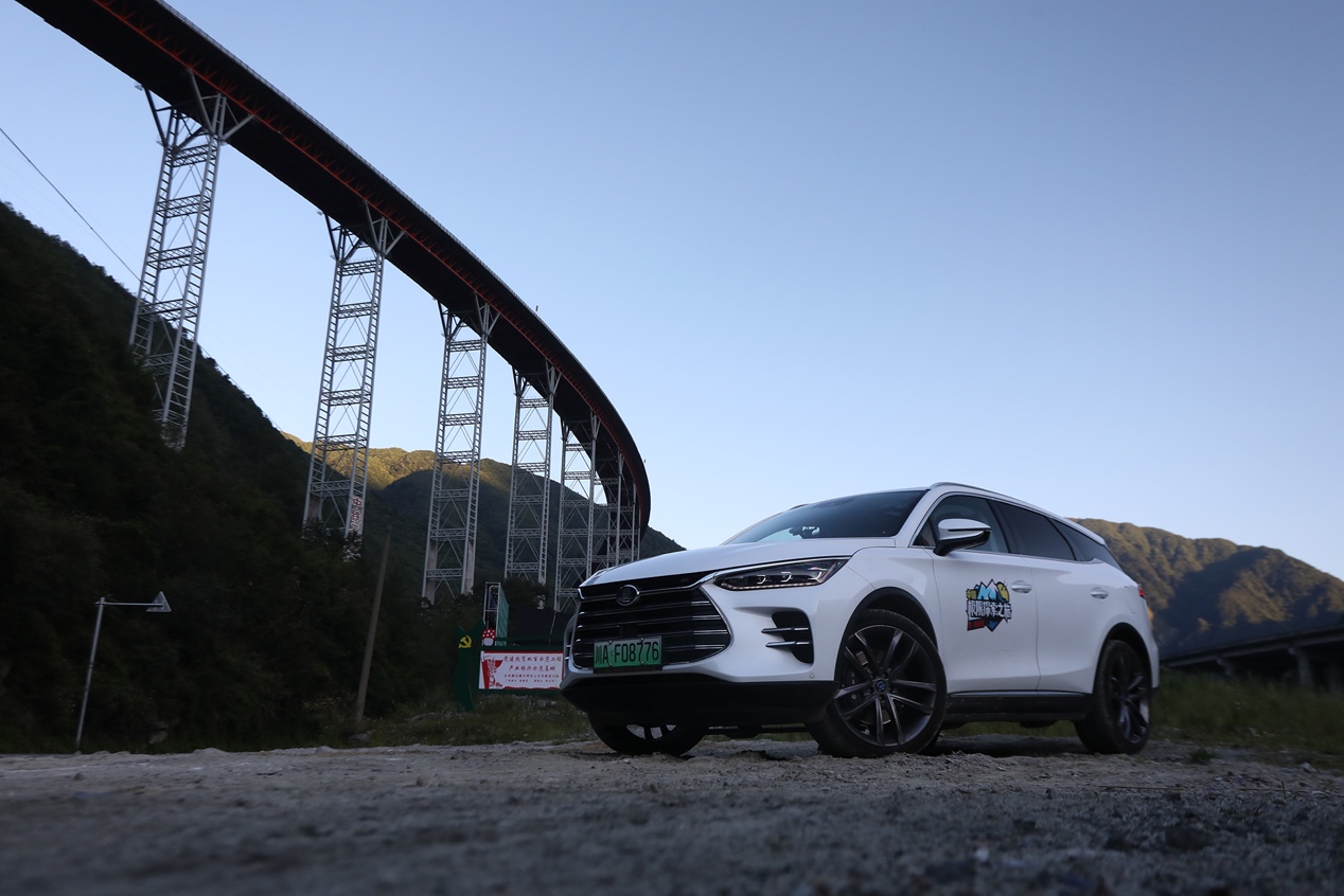 新技术新体验比亚迪宋plusdmi,新款比亚迪dmi驾驶体验