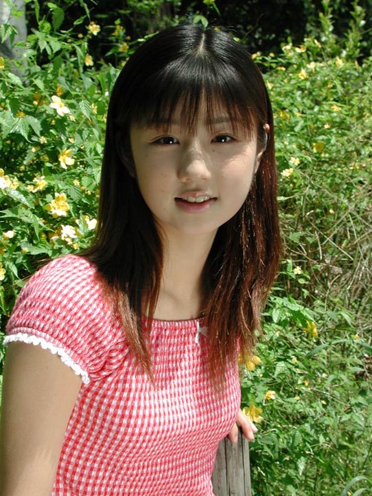 小仓优子早期写真