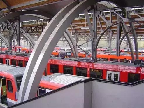 闀滃ご涓嬬殑寰峰啗,鍟嗗懆涓撴爮