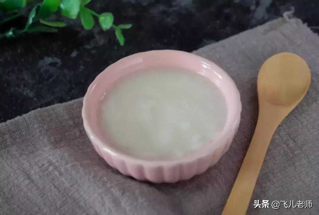 六个月宝宝加辅食，这三道辅食好消化、防便秘，肠道更健康