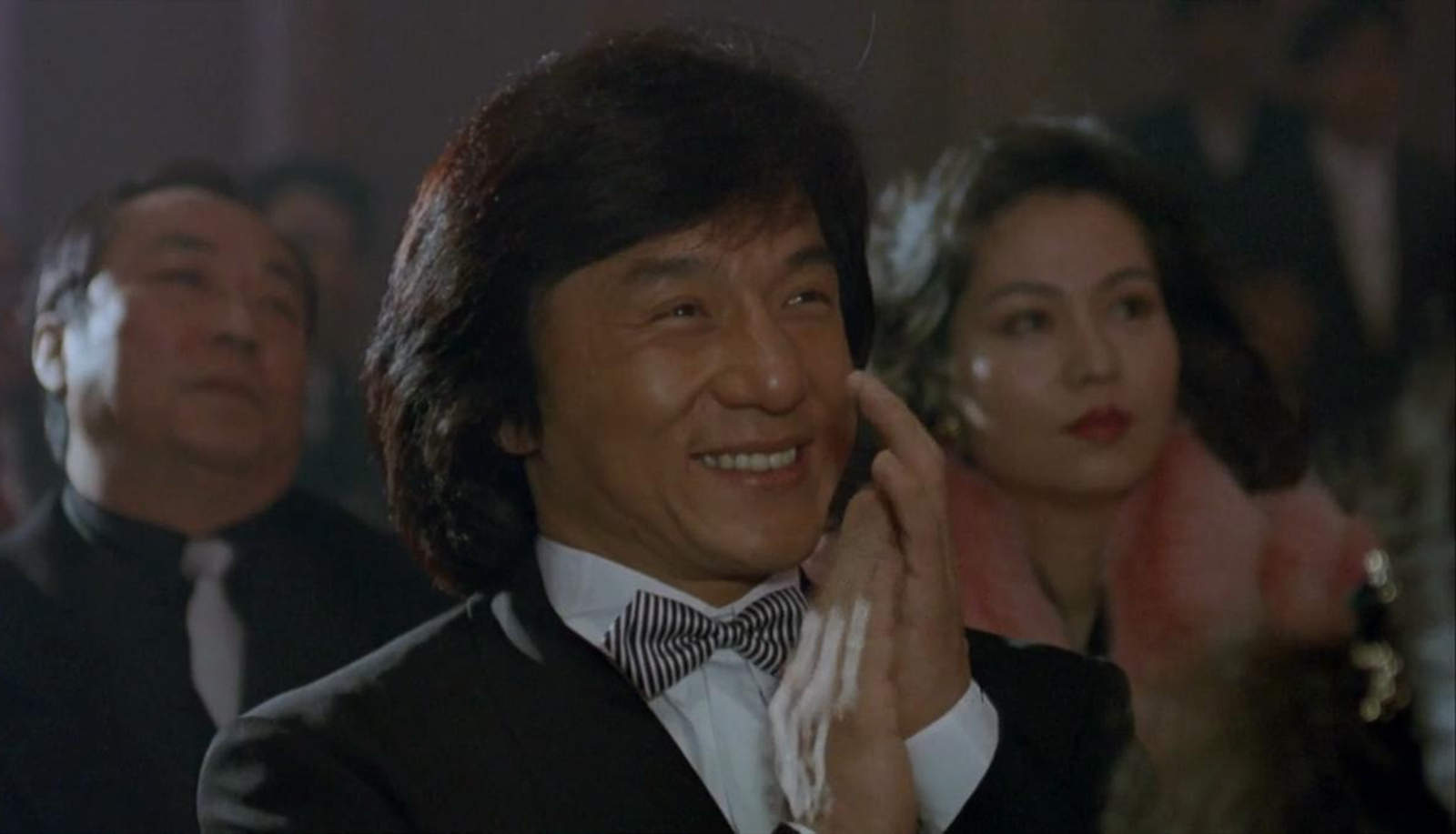 当年的香港娱乐圈有多乱？成龙被逼拍戏，李连杰经纪人被惨遭杀害