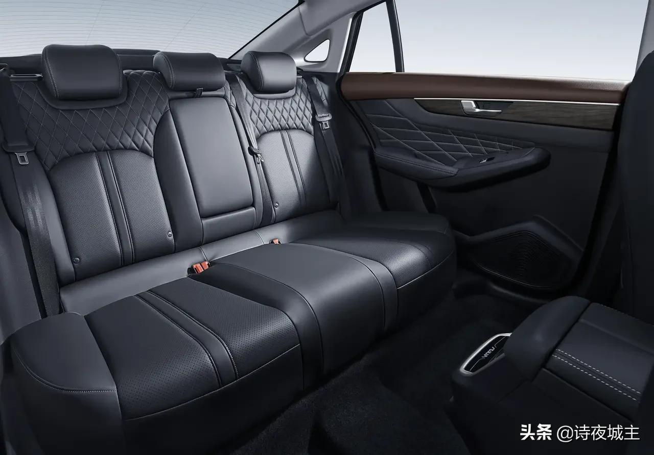 汽车led车灯哪款好,网上几十块的led车灯比卤素灯好吗