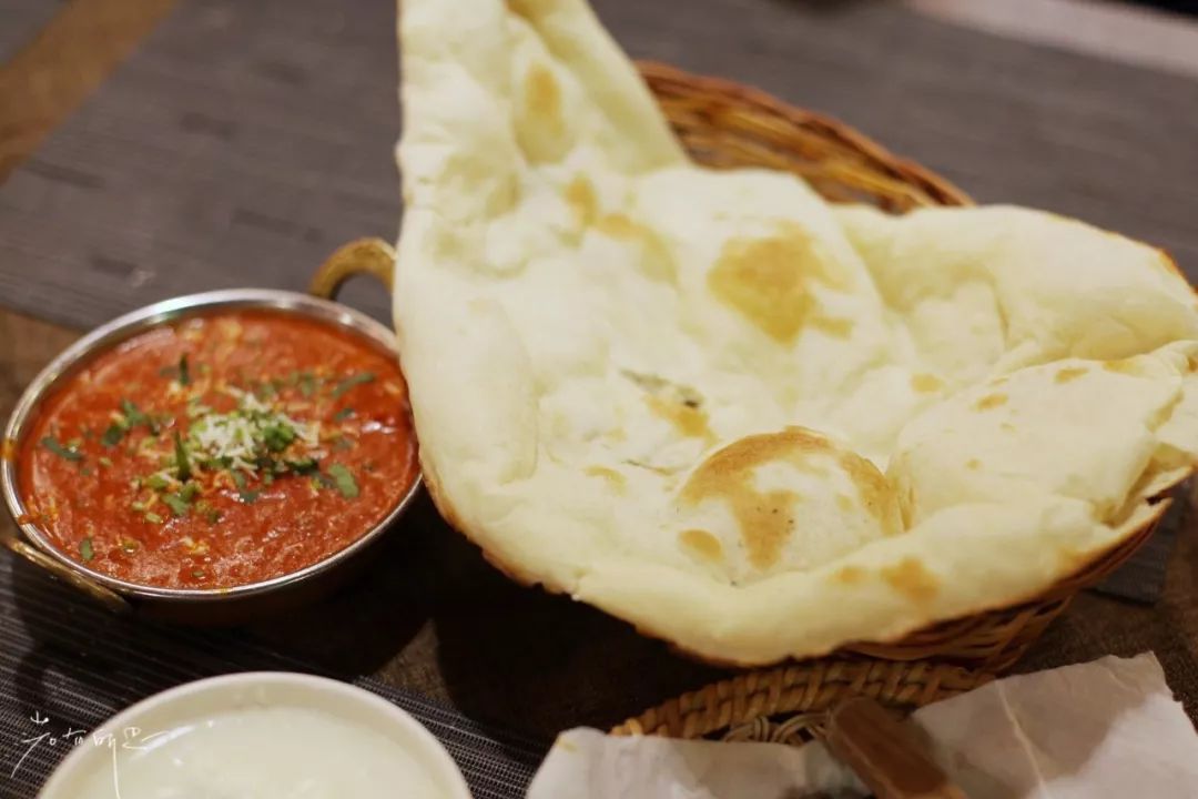 旅游到西藏不可错过的10大美食,拉萨藏餐小吃美食推荐