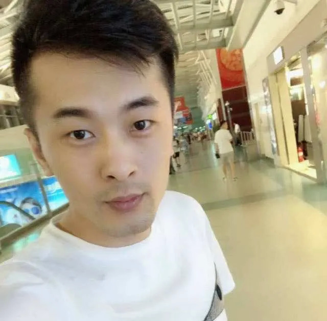 李子柒罗永浩完整视频,罗永浩进入抖音