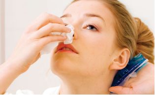 鼻出血护理应急演练,学生鼻出血应急演练视频制作