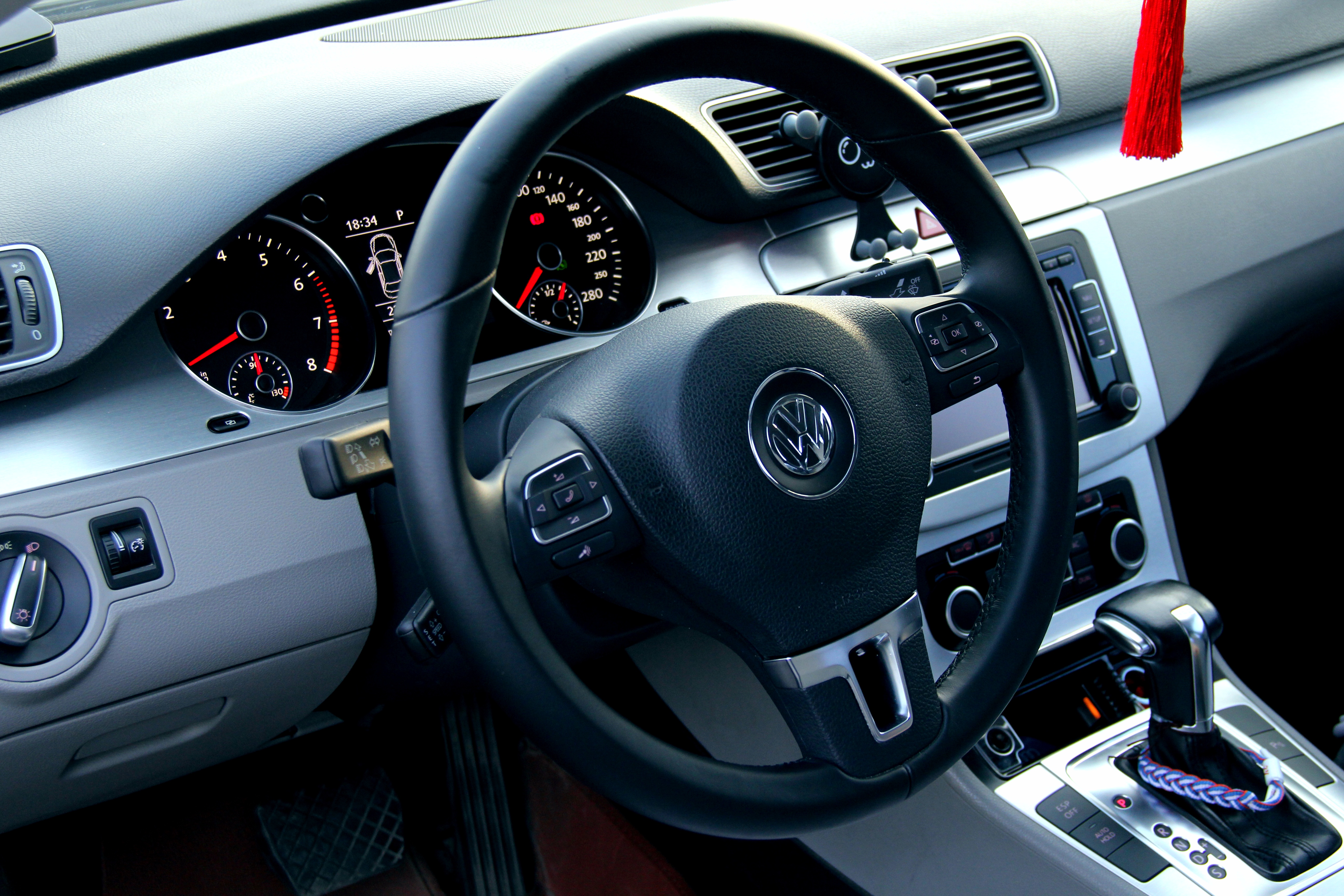 十年车龄的迈腾b6,老款迈腾b6值得买吗