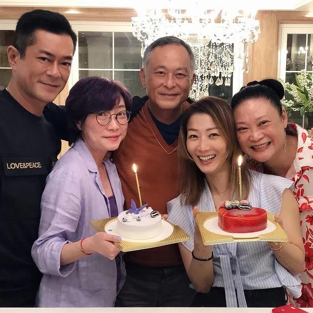 和49岁的她比，流量们的努力好廉价