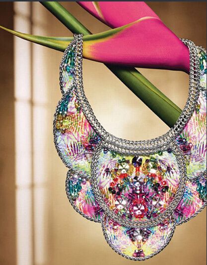 施华洛世奇璀璨惊喜,3000颗施华洛世奇水晶点缀